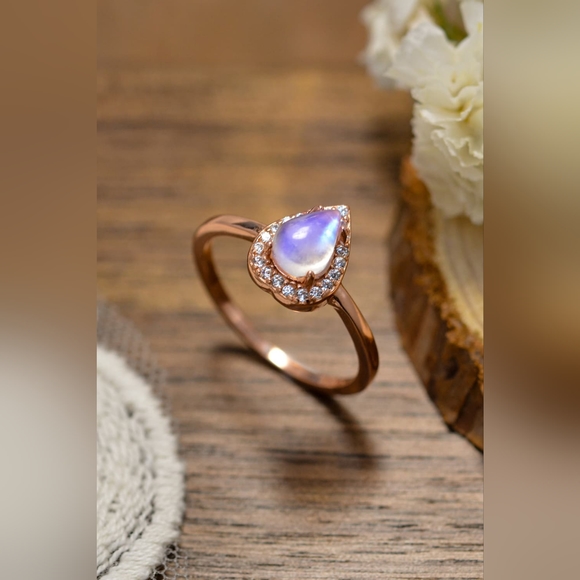 100% Authentic Moonstone Teardrop 925 Sterling Silver Halo Ring - Picture 4 of 10